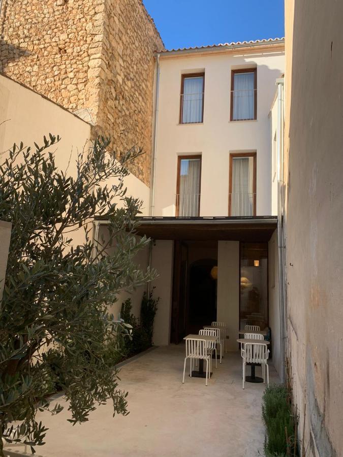 Meem Townhouse Hotel *