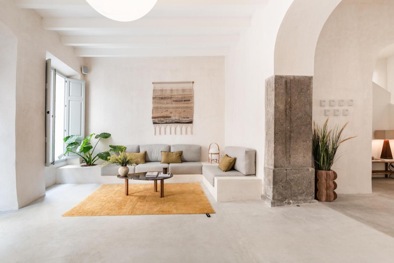 Meem Townhouse *